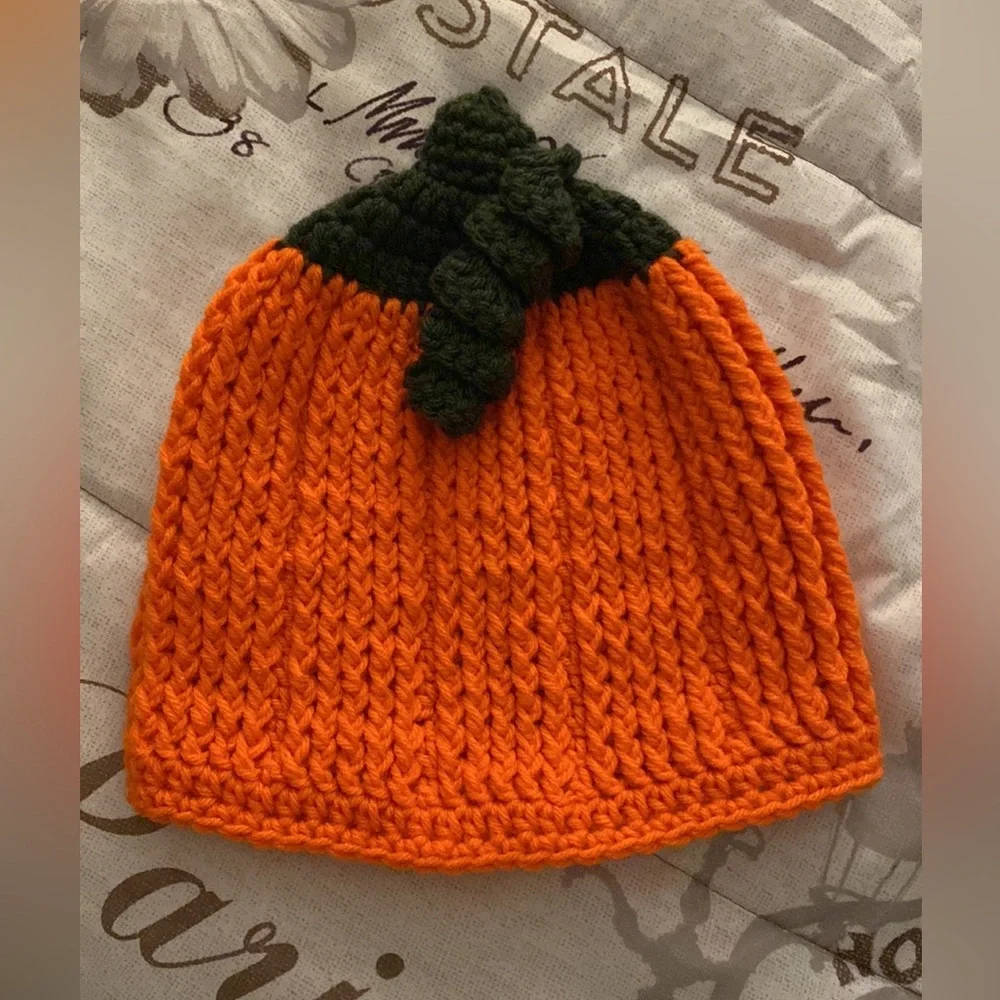 Pumpkin hat! Adult